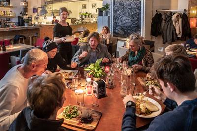 Relaxed eten met een rafelrandje bij Rode Peper & Basilicum in Ede