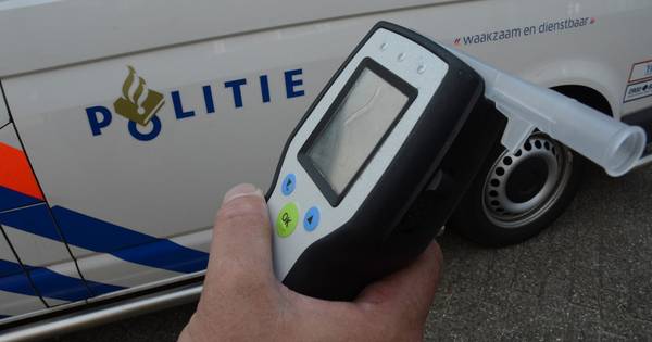 Onwelwording op A17 blijkt dronken vrouw van wie het rijbewijs al was ingenomen