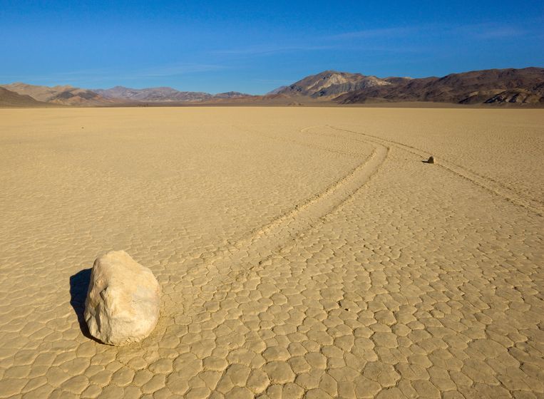 Vooral in Death Valley werden veel wandelende stenen teruggevonden. 