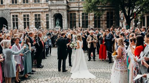 Belgische weddingplanner prijkt op de cover van Harper’s Bazaar