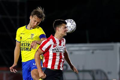 Cambuur met tien man te sterk voor Jong PSV