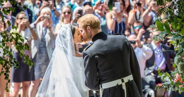 Une Invitee Raconte Le Mariage De Meghan Et Harry J Etais Extremement Anxieuse People 7sur7 Be