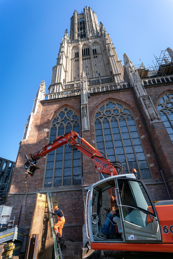 Eusebiuskerk zet zich schrap voor de drilboren ‘Het lijkt wel oorlog