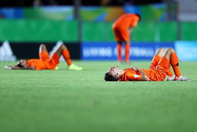 Fiasco dreigt voor Oranje Onder-17 na nieuwe domper