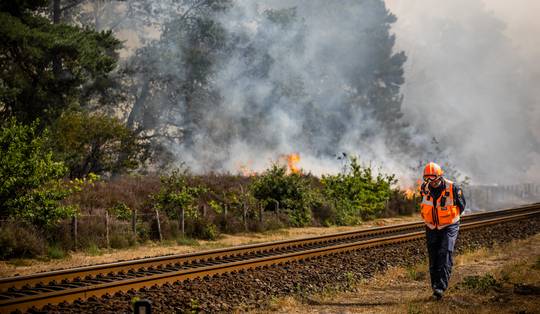 Natuurbrand in Nederlands-Limburg breidt zich verder uit: al 100 hectare getroffen