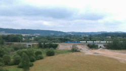 Spectaculaire beelden: goederentrein ontspoort in Tsjechië