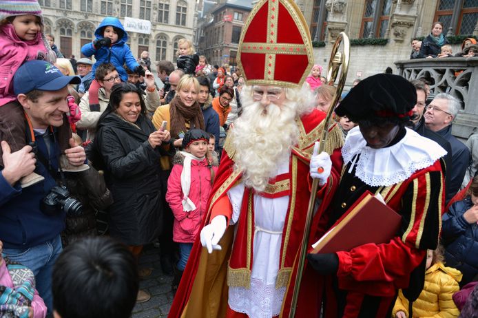 Leuven Kiest Voor Zwarte Piet Leuven Hln Be