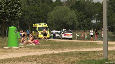 Zwemmer gewond na duik in ondiepe plas in Braamt