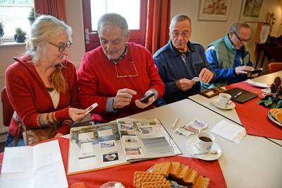 Rekkenaren ruilen historische plakplaatjes: ‘Bingo!’