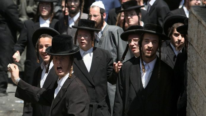 Orthodoxe Joden Hoed - Ultra Orthodoxe Joden Slaags Met Politie Buitenland Bd Nl