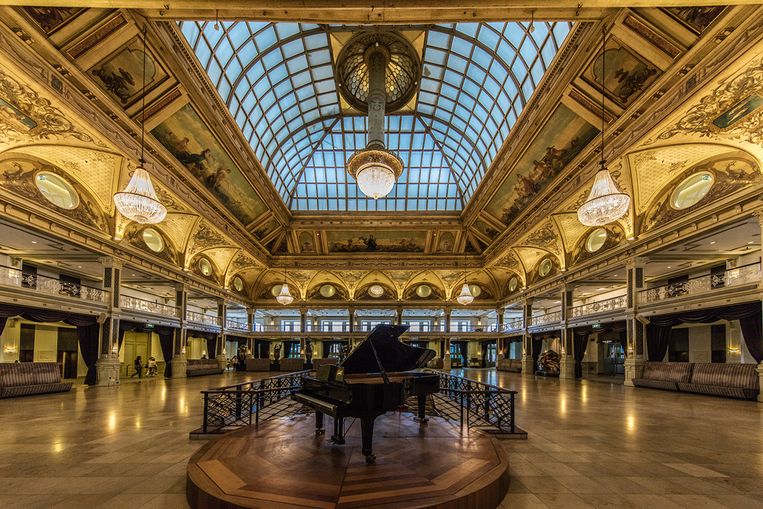Kurhaus schittert als vanouds | De Volkskrant