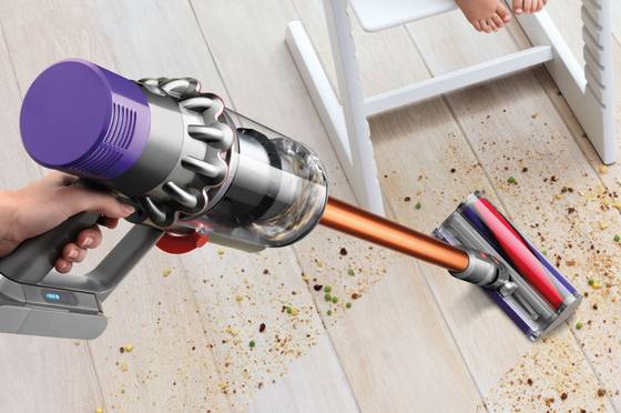Huishoudapparaten getest: “Steel­stofzuiger van Dyson is goed, maar wie op z’n centen let, kiest beter voor Vax”
