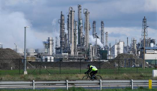 Investeringen in Belgische chemie en farma drogen helemaal op: ‘We zitten op een kantelpunt’