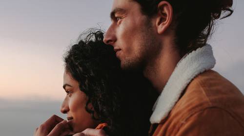 Bestaat de Ware Liefde? Drie deskundigen discussiëren