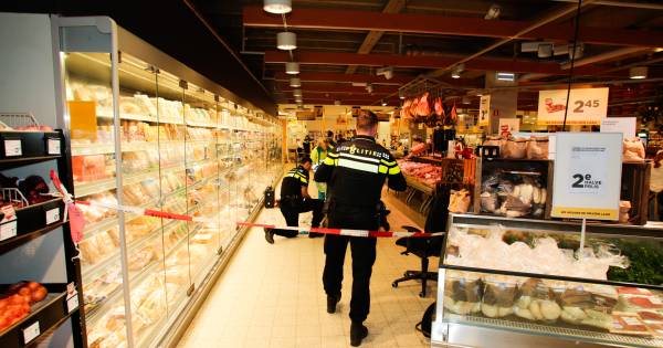 Supermarkt: winkel even sluiten na steekpartij was beter geweest.