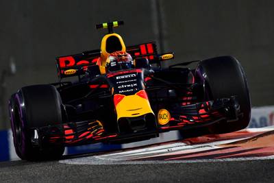 Baanrecord voor Hamilton, weer zesde tijd Verstappen