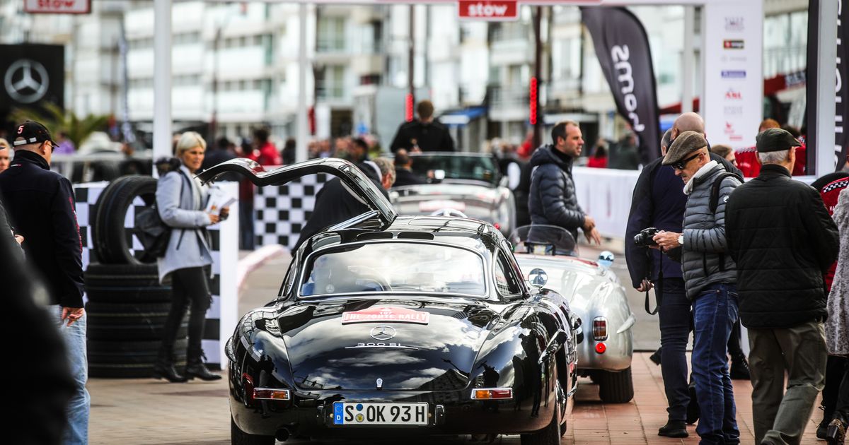 IN BEELD. Oldtimers veroveren Knokke tijdens eerste dag Zoute Grand