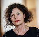 Een e-reader is als een vibrator. Leuk voor een keertje, maar al heel gauw mis je wat er niet aan zit