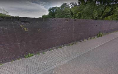 Verdachte aangehouden voor hakenkruizen op Joodse begraafplaats