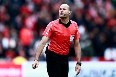 Ervaren Spanjaard Lahoz fluit Tottenham Hotspur - Ajax