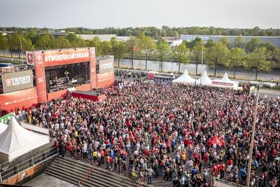 Tienduizenden Tukkers huldigen kampioen FC Twente