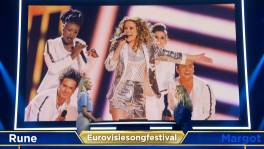 Wie wint dit 'Eurovisiesongfestival'-duel in 'The Floor'?