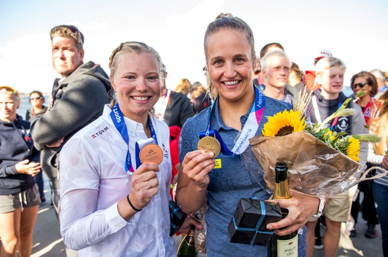 Nieuwpoort en Oostende huldigen wereldkampioene Emma ...