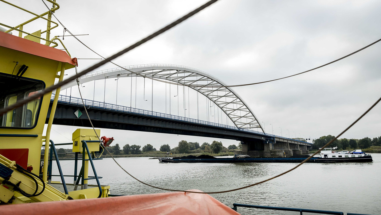 Vijf Mensen Onwel Bij Werk Aan Merwedebrug De Volkskrant