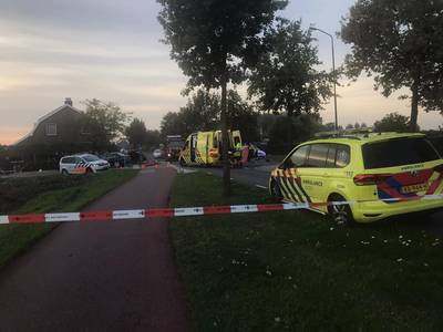 Motorrijder ernstig gewond door botsing met auto in Weurt, weg tot laat in avond dicht