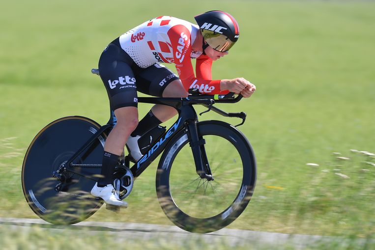 VIDEO. Kopecky snelt naar tijdrittitel bij de dames ...