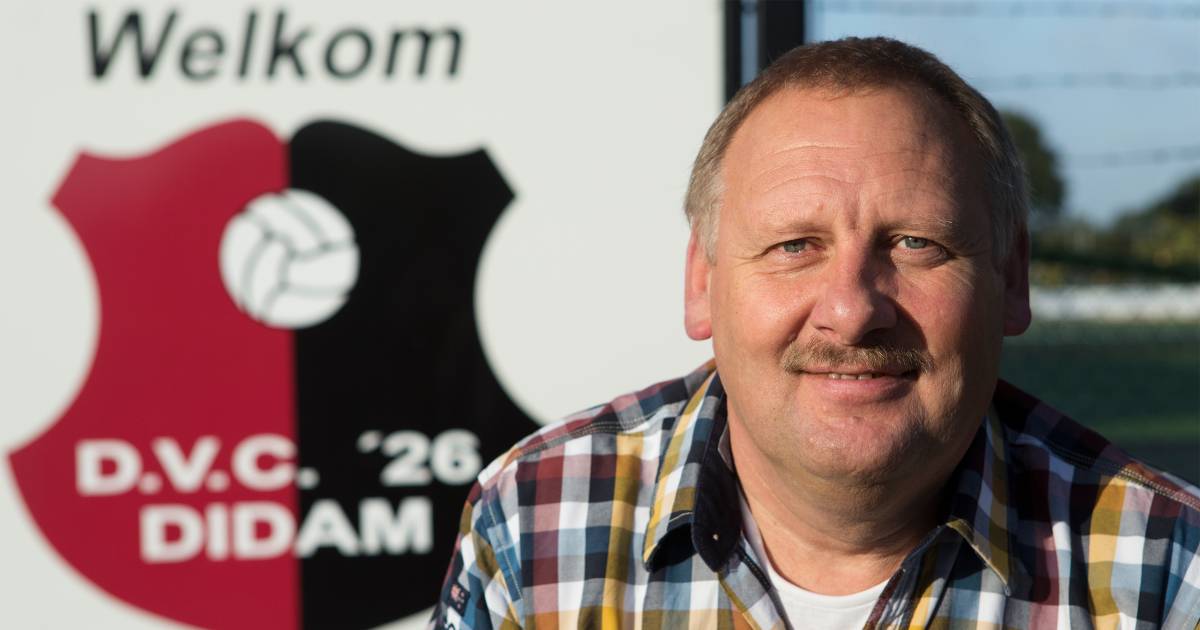 Oud-voorzitter Jan Overgoor van DVC'26 overleden | Voetbal Liemers | gelderlander.nl - De Gelderland