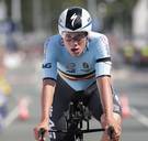 ‘Voor Bjorg’: oppermachtige Remco Evenepoel wint nu ook EK tijdrijden, Yves Lampaert zevende