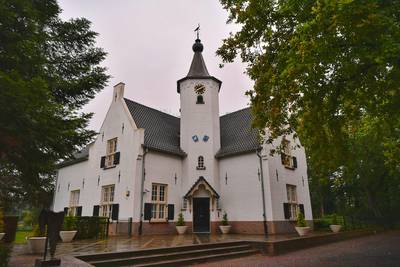 Jongen (17) op achterhoofd geslagen en bestolen bij Kasteel Cranendonck in Soerendonk