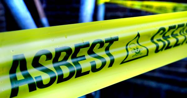 Bedrijf uit Geesteren krijgt asbestboete van ruim 26.000 euro - Tubantia
