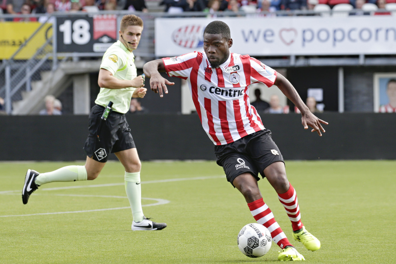 TT: Dortmund laat Bartra naar Betis gaan, Zeefuik naar Groningen ...