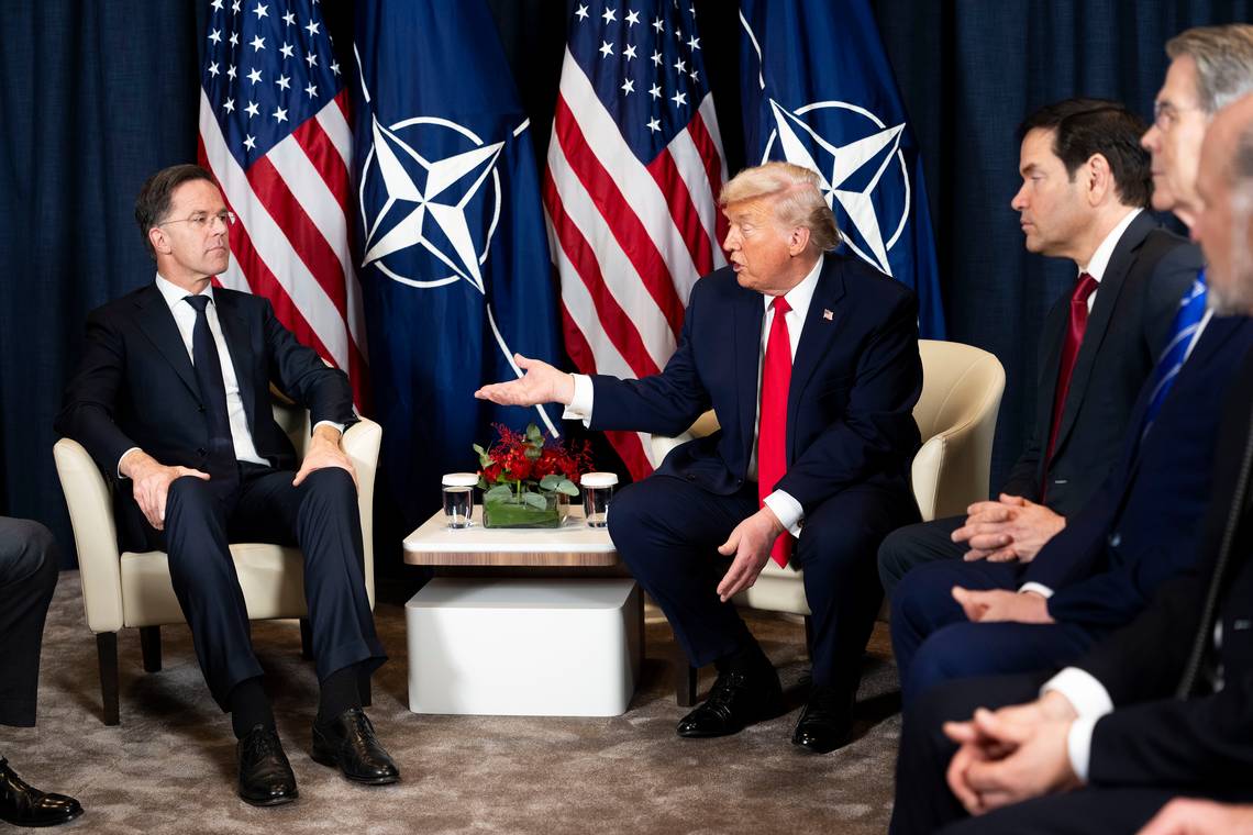 Mark Rutte onder vuur om Iran-oorlog: moet de NAVO-baas ‘opstappen’?