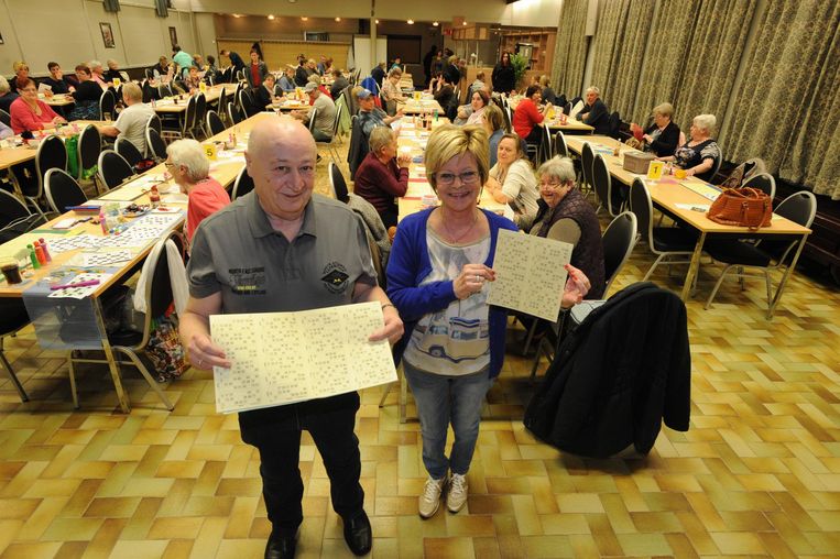 Koppel Organiseert Wekelijks Bingo In Parochiezaal Heist Op Den Berg In De Buurt Hln