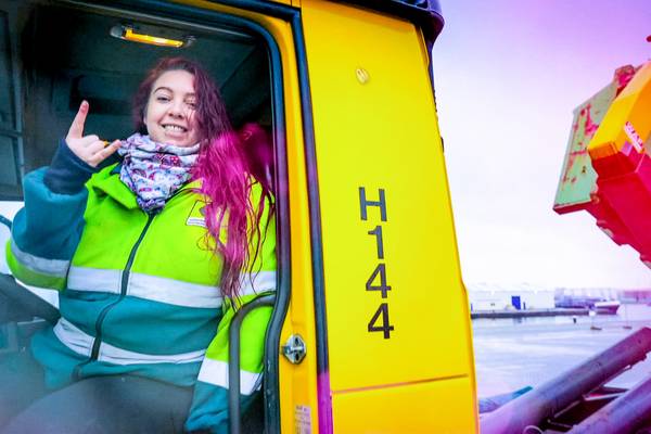 Vlaamse Meiden die Rijden