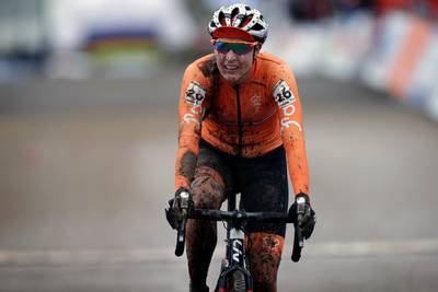 Lucinda Brand grijpt brons in Valkenburg, opnieuw goud Cant