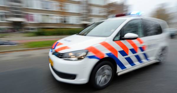 #overigincident  Slachtoffer 1 Daders 2 #overval #Rotterdam #ZuidHolland  Overval op klaarlichte dag: moeder vastgebonden in bijzijn van 2-jarig dochtertje.