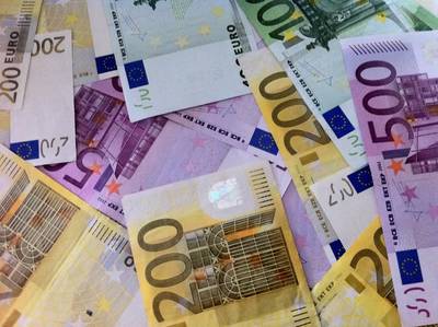 OM wil 6 maanden cel voor Duitser met ton cash in kofferbak bij Babberich