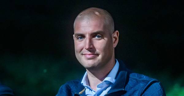 Geïrriteerde Rico Verhoeven wil zonnen en Maarten van der Weijden blikt terug op Olympisch goud - BN