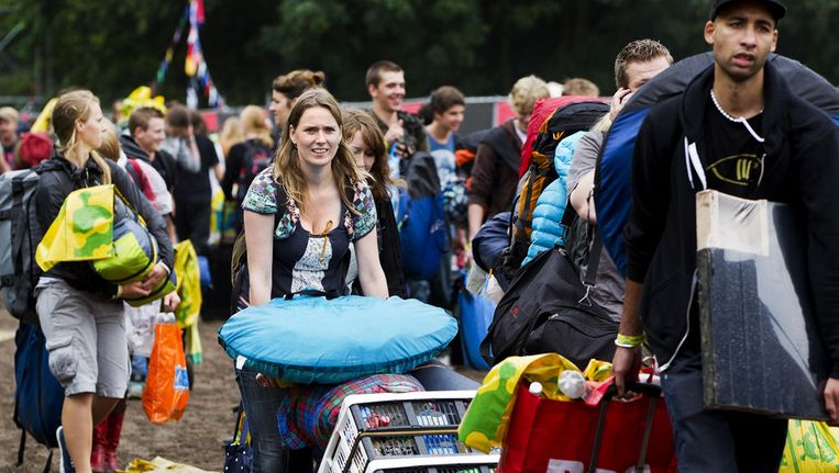 Lowlands opent ingetogen | Trouw