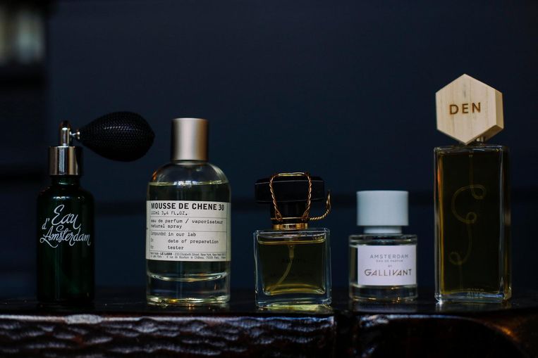 parfums van de stad het wonderlijke verhaal van de geur van amsterdam het parool