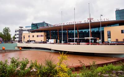 Eén op de vijf bestuurders in de zorg verdient boven de norm