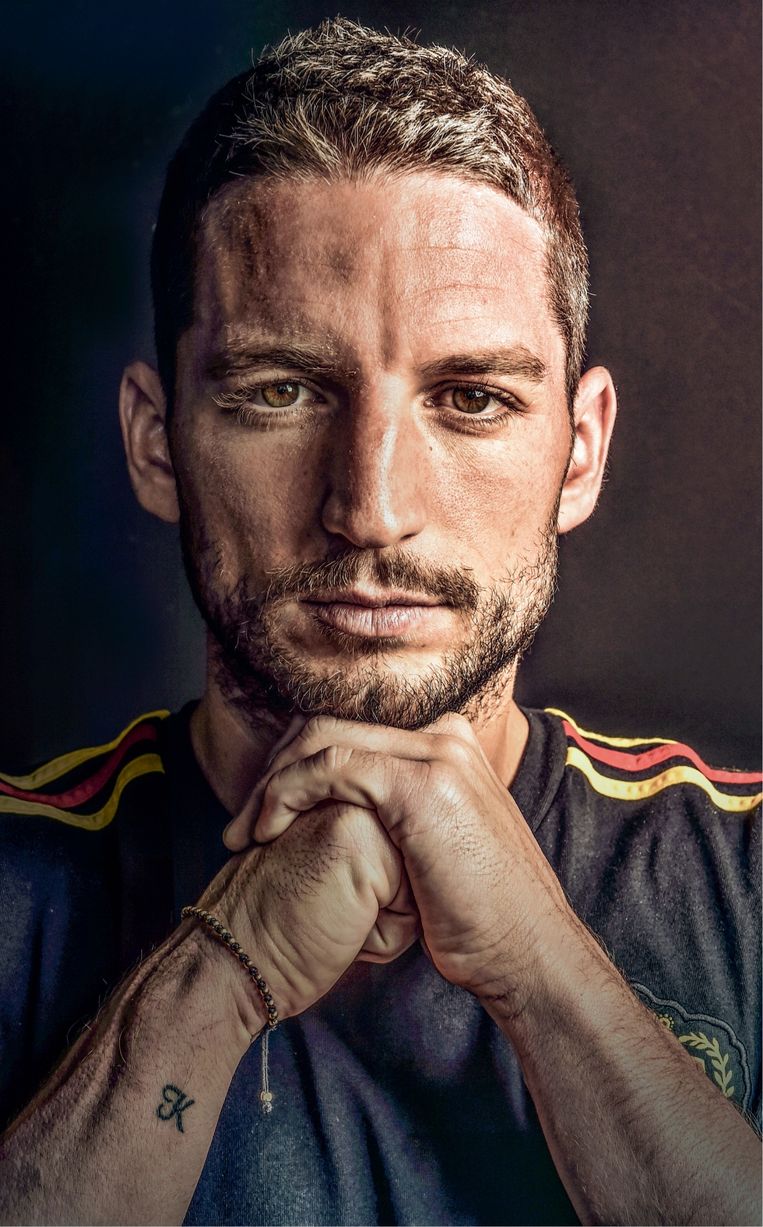 Dries Mertens: "Als voetballer word je vanzelf een beetje ...