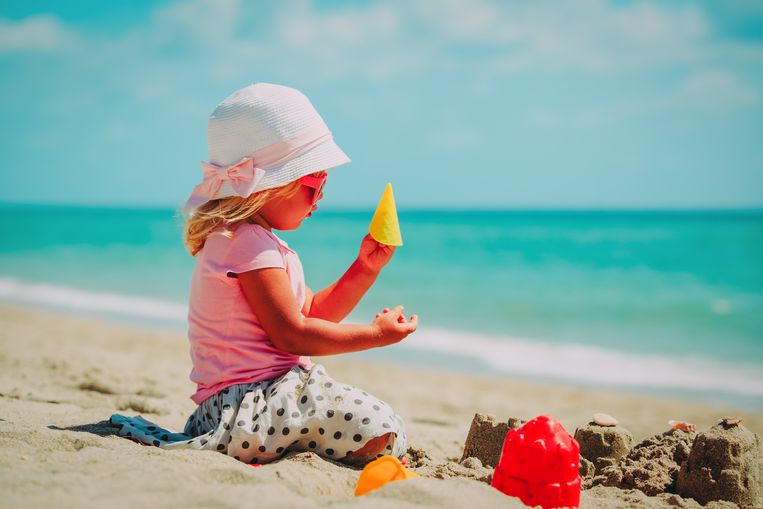 Zonnesteek bij jonge kinderen en baby's hoe herken je het en wat doe je eraan? Medisch