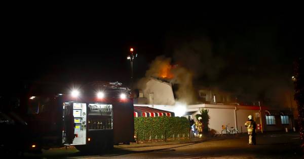 Brand onder controle in ABC-restaurant Velp; N324 tussen Grave en Schaijk nog afgesloten - BD.nl