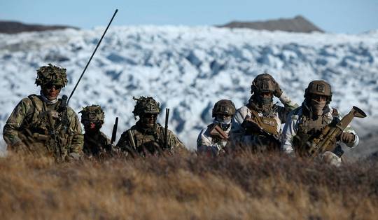 Trump dreigt met invoerheffingen voor landen die niet akkoord gaan met Amerikaanse eis tot inlijving Groenland