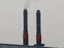 Rokende schoorsteen aangezien voor brand